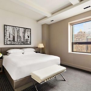 Corner Suite